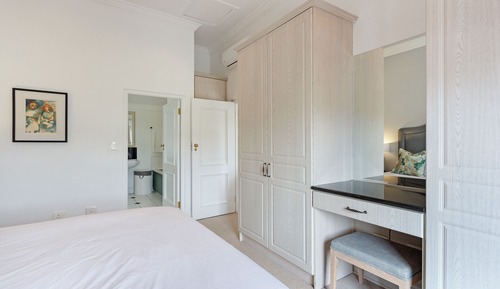 Villa Business