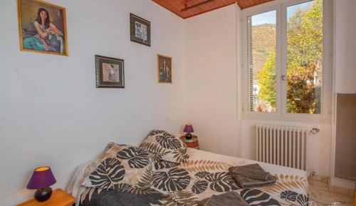 Apartamento clásico, patio, vistas al jardín