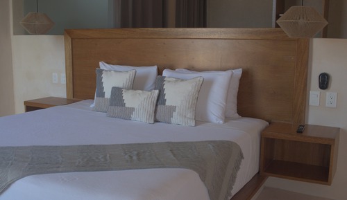 Habitación Deluxe, 1 cama de matrimonio grande, vistas al jardín
