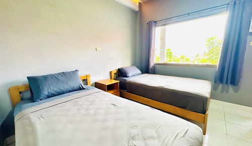Habitación estándar con 2 camas individuales, vistas al complejo turístico