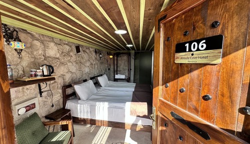 Habitación estándar con 2 camas individuales