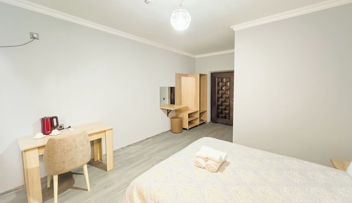 Habitación clásica con 1 cama doble o 2 individuales, patio