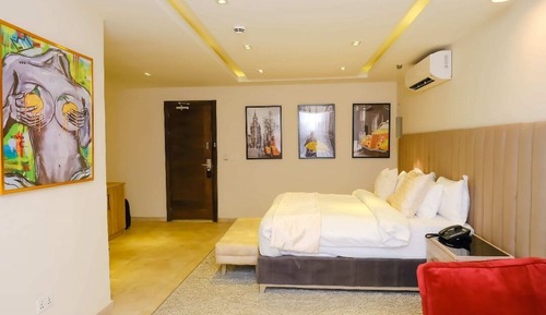 Family Single Room