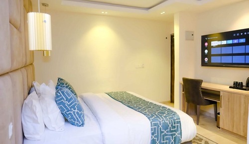 Deluxe Single Room