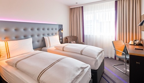 Habitación estándar con 1 cama doble o 2 individuales