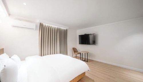 Queen Room Spa