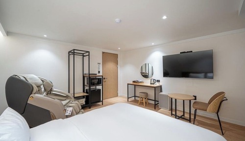 Superior Queen Room