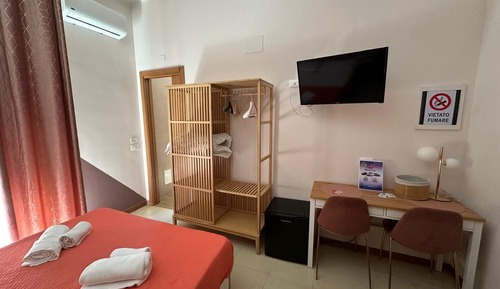 3 Comfort Room, Balcony, City View