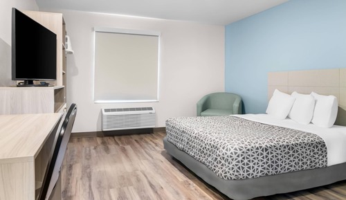 Suite, 1 cama de matrimonio, ducha adaptada, no fumadores