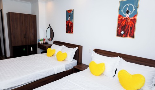 Habitación familiar doble, 2 camas de matrimonio, balcón, vistas a la ciudad