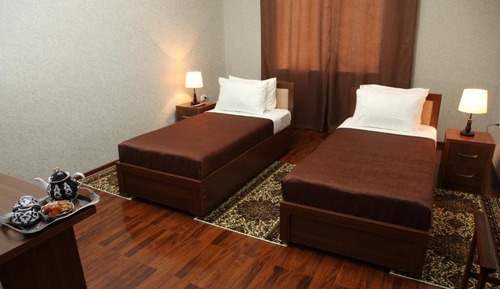 Habitación estándar con 2 camas individuales, vistas a la ciudad