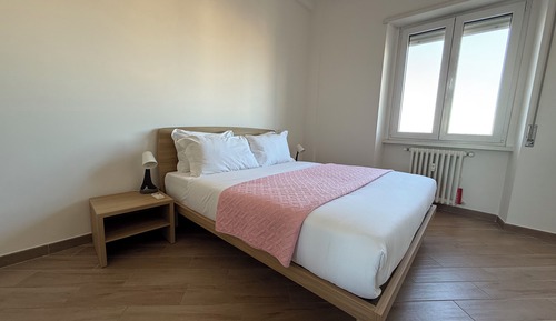 Apartamento, balcón, vistas a la ciudad