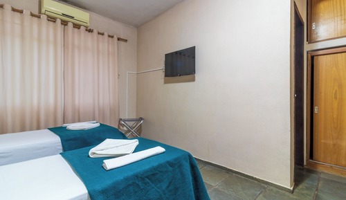 Habitación estándar con 2 camas individuales