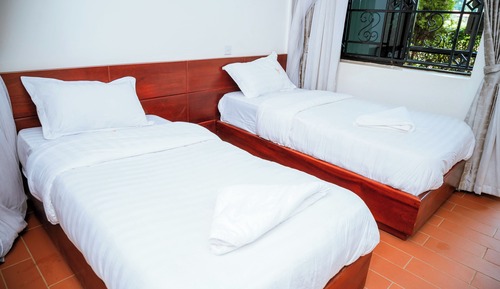 Habitación con 1 cama doble o 2 individuales, vistas al valle