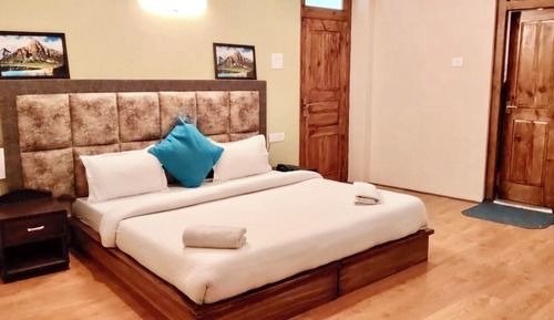 Habitación estándar doble, balcón, vistas al jardín