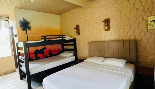 Habitación, baño privado