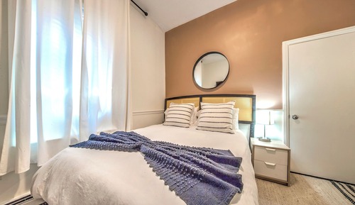 Estudio, 1 cama de matrimonio, baño privado
