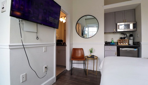 Estudio, 1 cama de matrimonio, baño privado