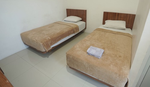Habitación con 2 camas individuales, 2 camas individuales, no fumadores, sin ventanas