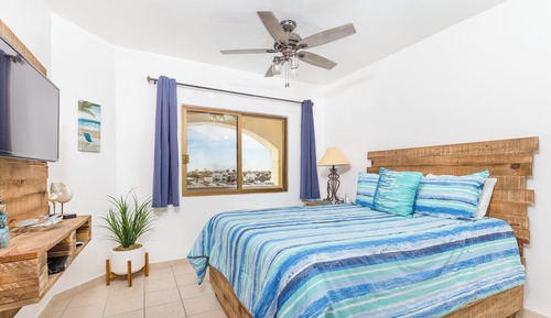 Ático, 3 habitaciones, vistas al mar, frente a la playa