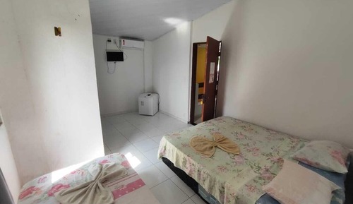 Habitación triple Confort, vistas al jardín