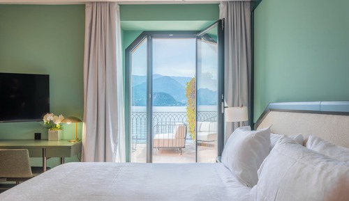 Suite junior, terraza, vistas al lago
