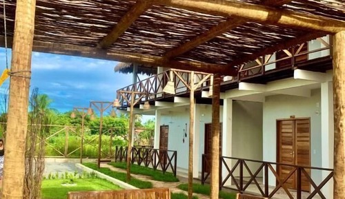 Habitación superior, vistas a la piscina