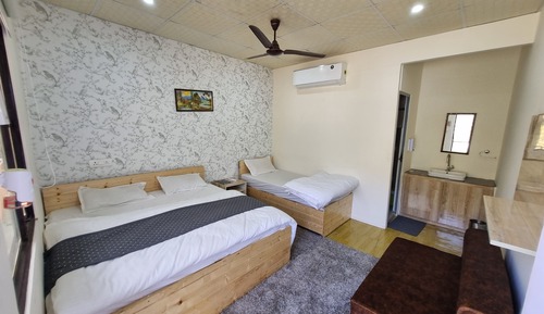 Habitación de lujo, balcón, vistas a la colina