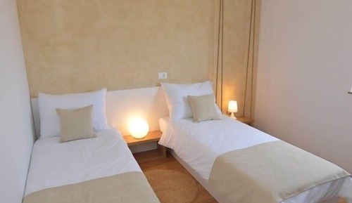 Habitación con 2 camas individuales