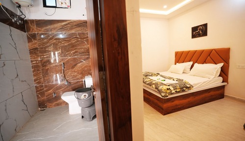 Deluxe Double Room, City View