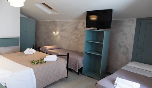 Habitación triple básica