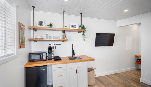 Estudio, baño privado (Unit 3- Trail Room)