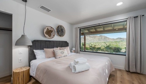 Casa (4 Bedrooms)
