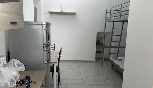 Estudio familiar, baño privado