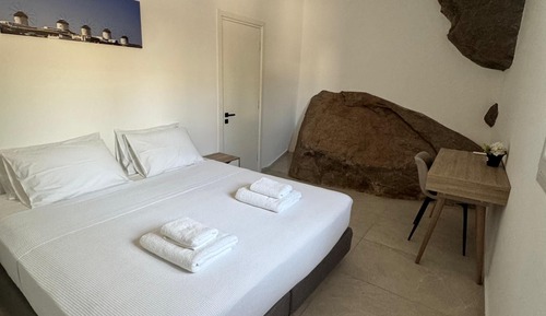 Two-Bedroom Apartment With Sea View & Private Pool