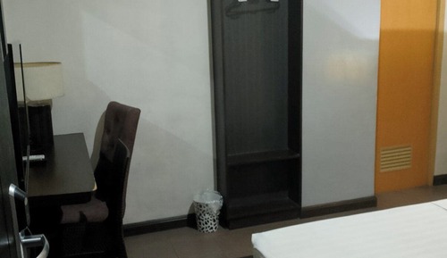 Habitación básica con 1 cama doble o 2 individuales, no fumadores, planta baja