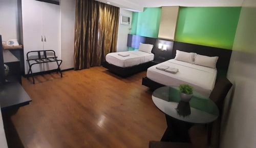 Habitación triple ejecutiva, no fumadores, vistas a la ciudad