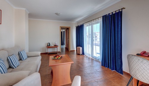 Apartamento familiar, vistas al mar