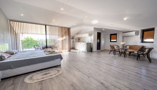Apartamento presidencial, balcón, vistas a la montaña