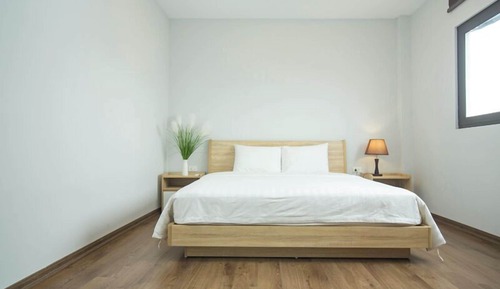 Apartamento Business, patio, vistas a la ciudad
