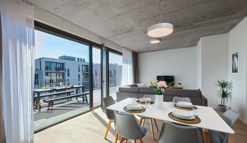 Ático exclusivo, 3 habitaciones, no fumadores, vistas a la ciudad