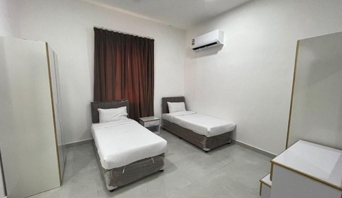 Apartamento familiar, 4 habitaciones, cocina
