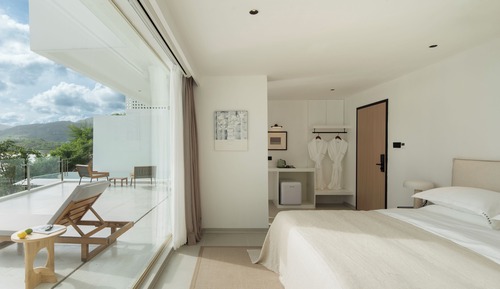 Suite estudio sénior, balcón, vistas al mar