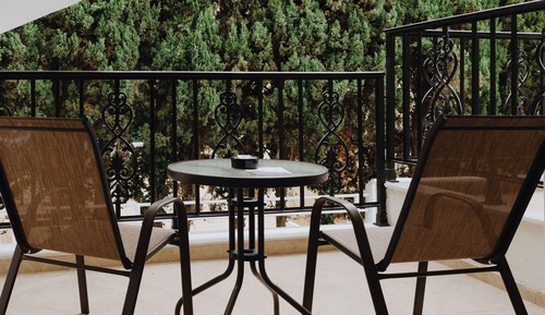 Suite estándar, balcón, vistas al jardín