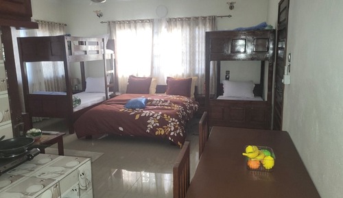 Habitación estándar con 1 cama doble o 2 individuales