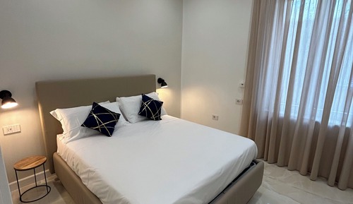 Habitación superior con 1 cama doble o 2 individuales