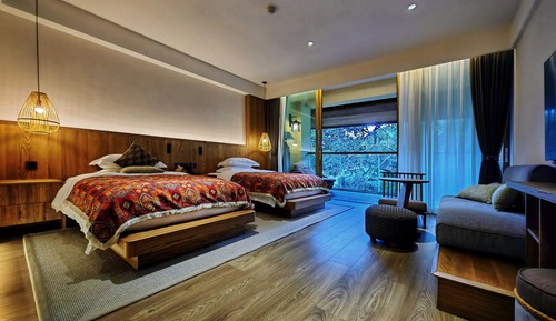 Habitación estándar con 2 camas individuales, vistas a la montaña