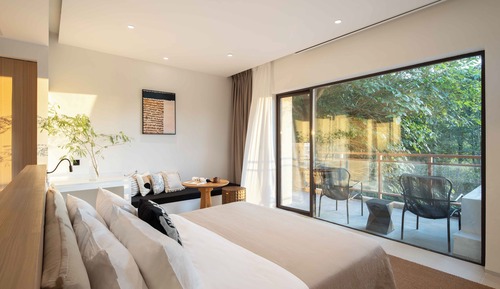 Habitación romántica doble, balcón, vistas a la colina
