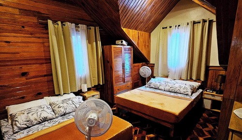 Dormitorio compartido, 1 habitación, balcón