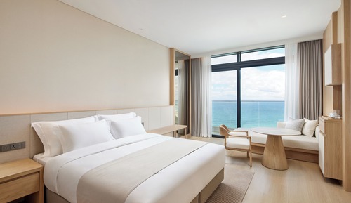[Pool PKG for 2] Premier Deluxe Double Ocean View